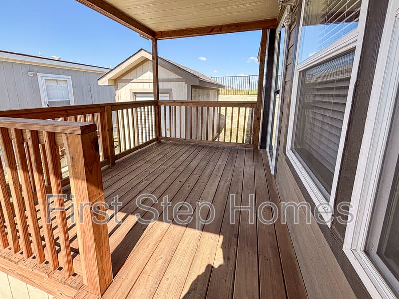 Tyler House: 1402 Cotopaxi St