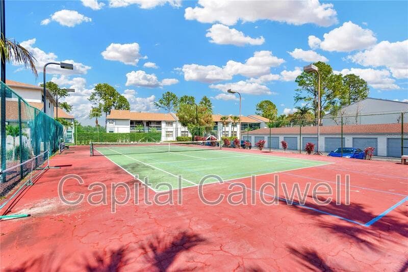 Clearwater Condo: 1900 Pelican Landing Blvd