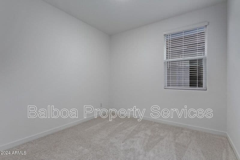 San Tan Valley House: 3063 E Hayfield Way