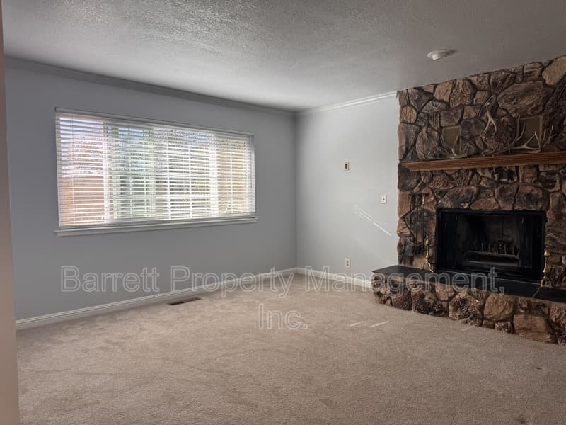 Penn Valley House: 14135 Lodgepole Drive