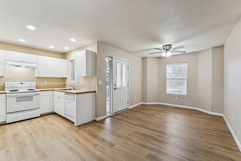 Boise Townhome: 7906 West Colehaven Court