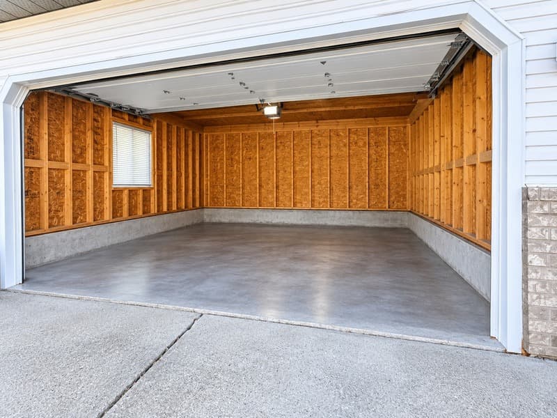 Edmonton House: 4711 43 Avenue NW