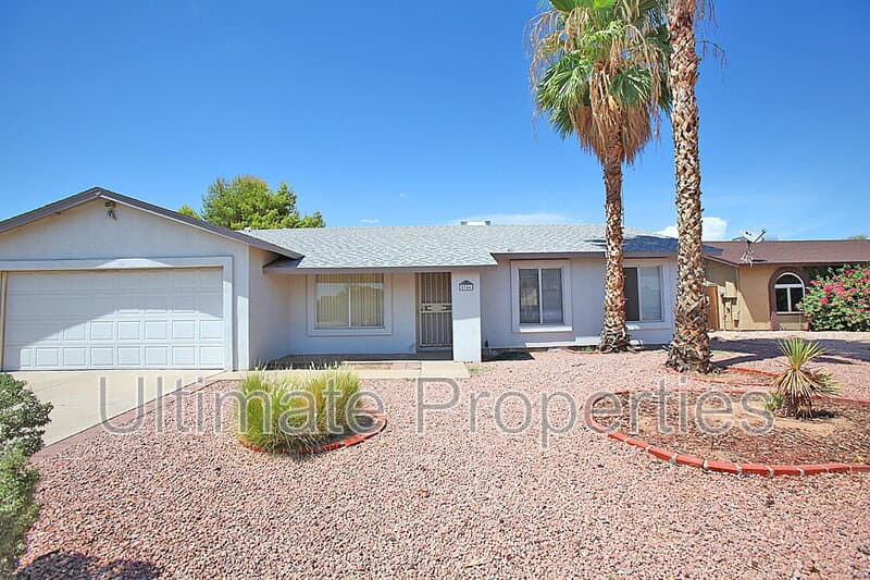 Glendale House: 5346 W Sierra St