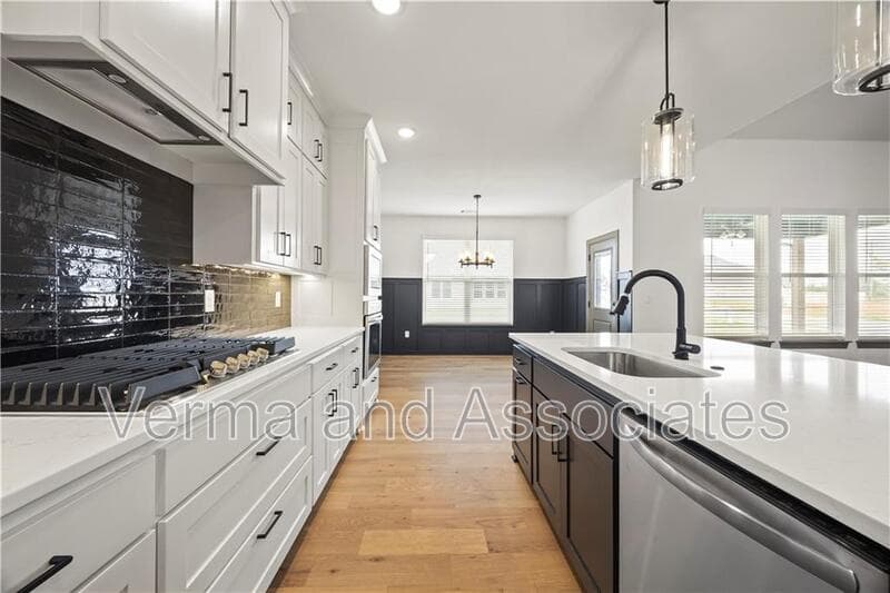 Centerton House: 1241 Mammoth St