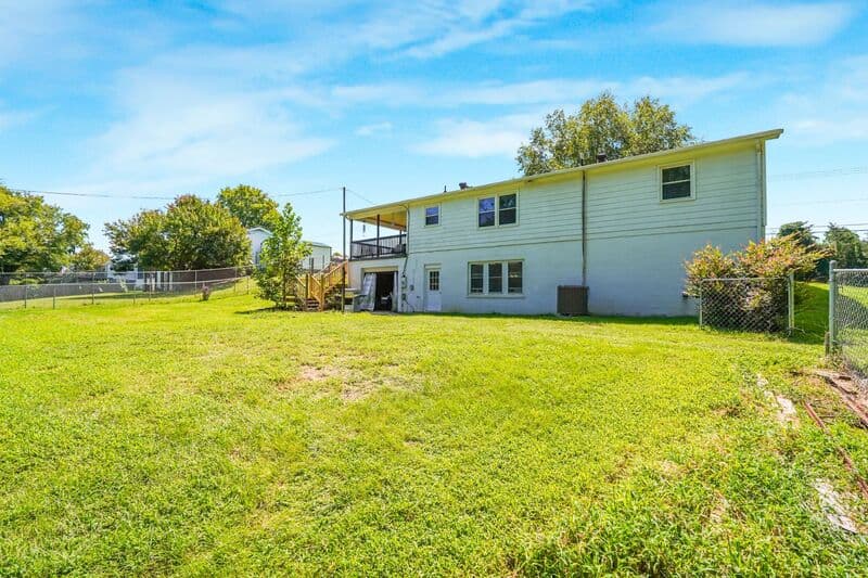 Fredericksburg House: 195 Berea Church Road