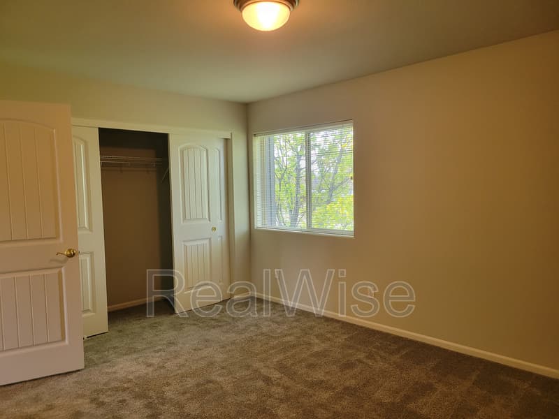 Redmond Townhome: 2478 SW Timber View Ct