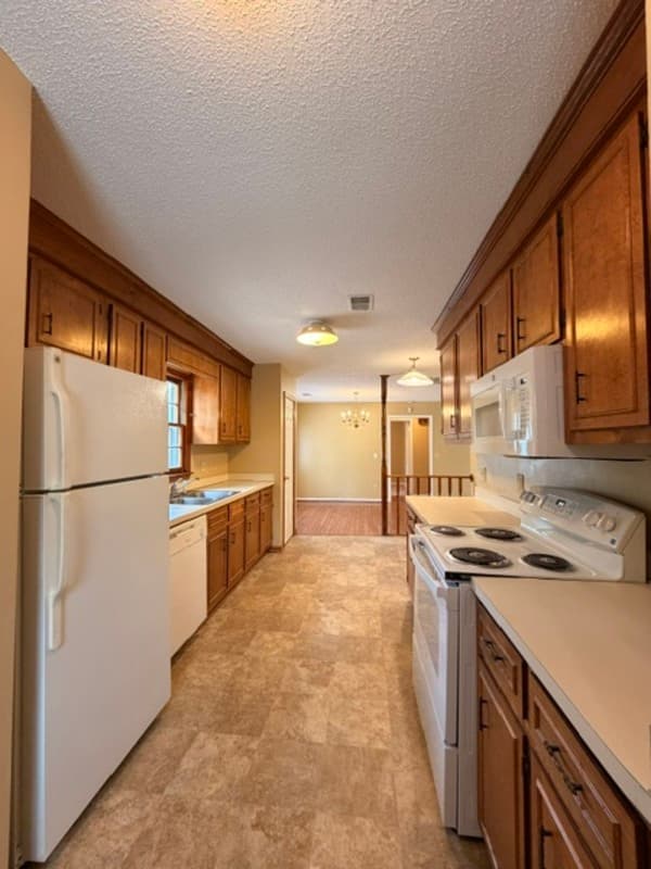 Irmo House: 101 Riverwalk Way