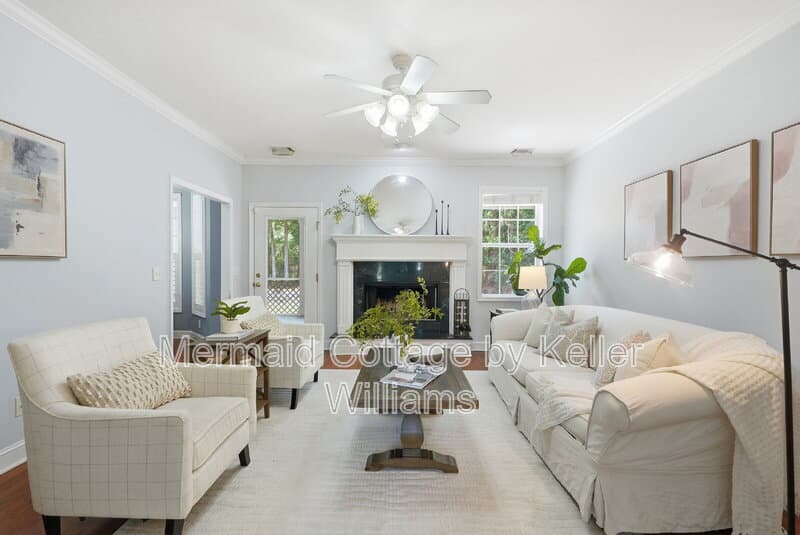 Beaufort House: 24 Pickens Street