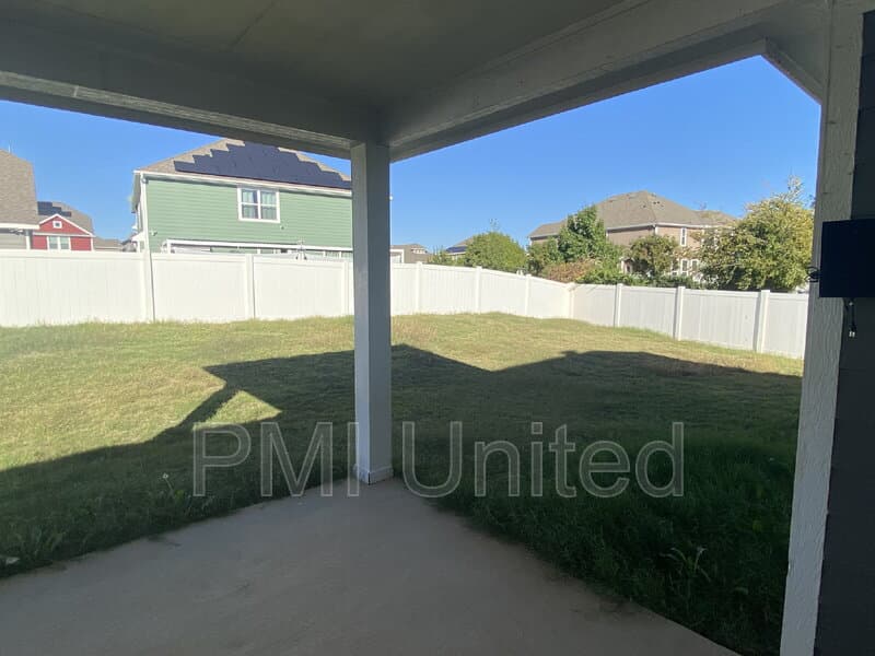 Aubrey House: 9145 Blackstone Dr