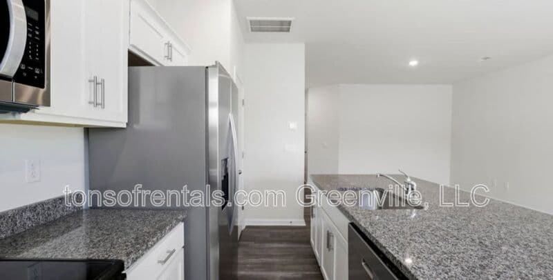 Greer Townhome: 769 Embark Circle