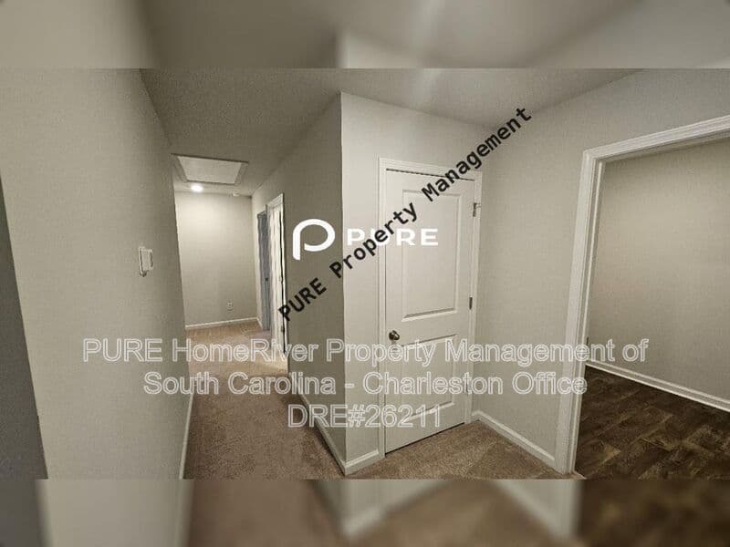 Summerville House: 108 Sweet Cherry Ln