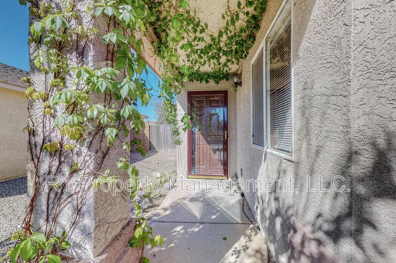 Rio Rancho House: 3473 Martin Meadows Drive Northeast