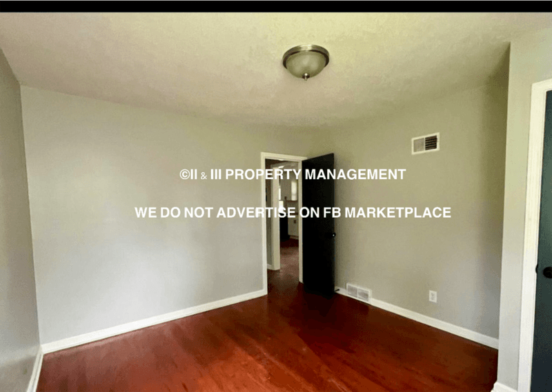 Overland Park House: 7306 Glenwood