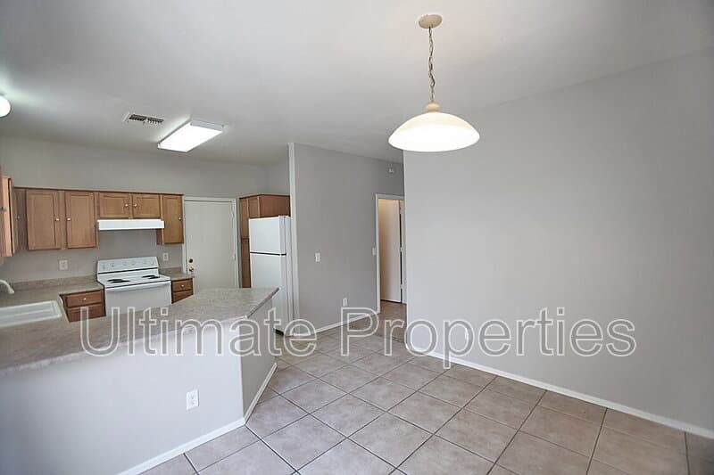 Phoenix House: 5313 W Albeniz Pl