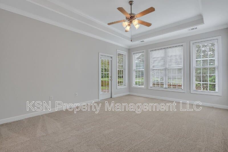 Savannah House: 5 Southernwood Place