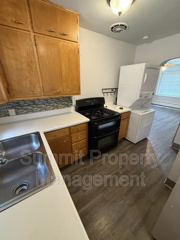 Sioux Falls Condo: 604 W 9th St