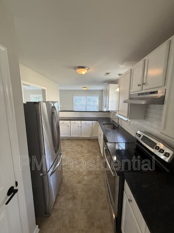 Richmond House: 115 East 14th Street