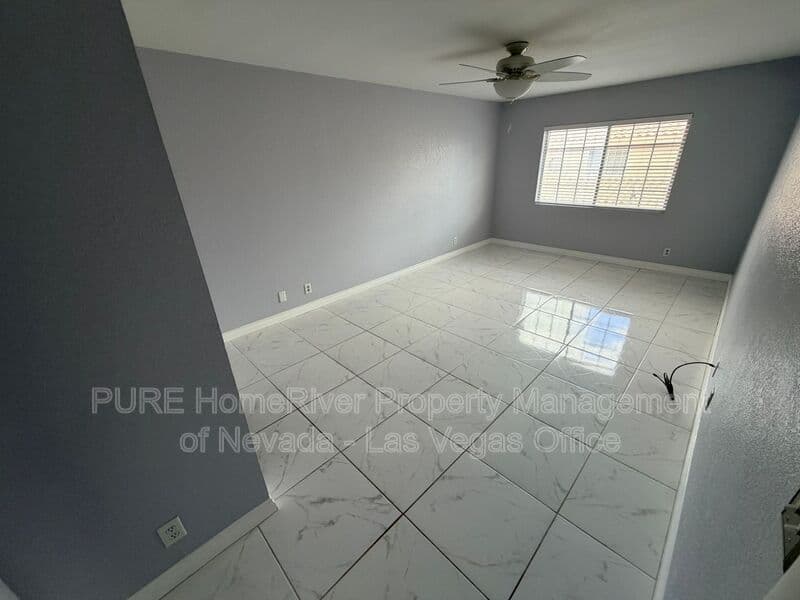 Henderson House: 2832 Mill Point Dr.