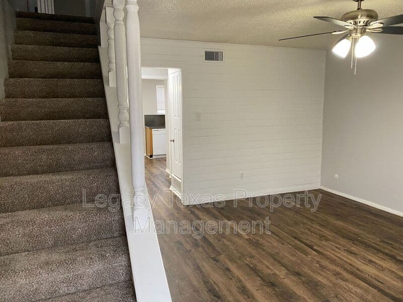 CLEBURNE Condo: 1503 N Nolan River Rd