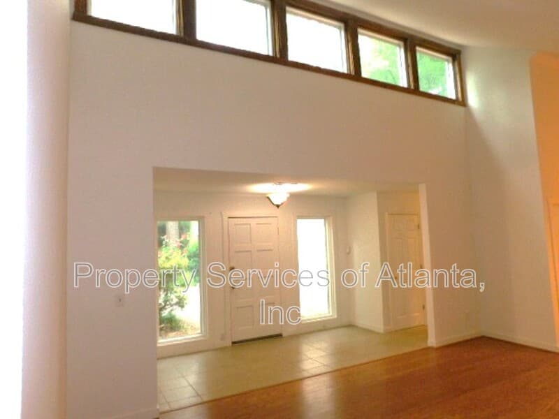 Marietta House: 1710 Pine Rd