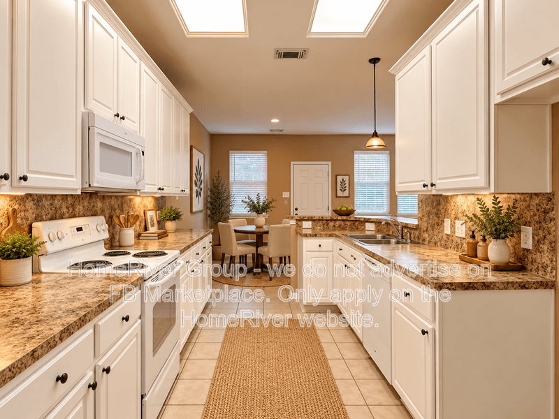 Pasadena House: 6220 Stoney Creek Dr