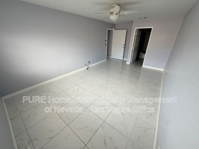 Henderson House: 2832 Mill Point Dr.
