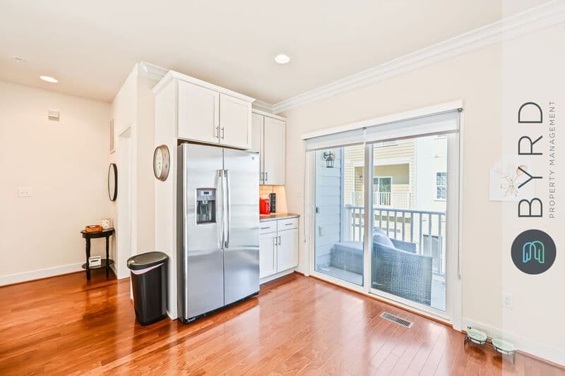Richmond Townhome: 5402 Libbie Mill West Blvd