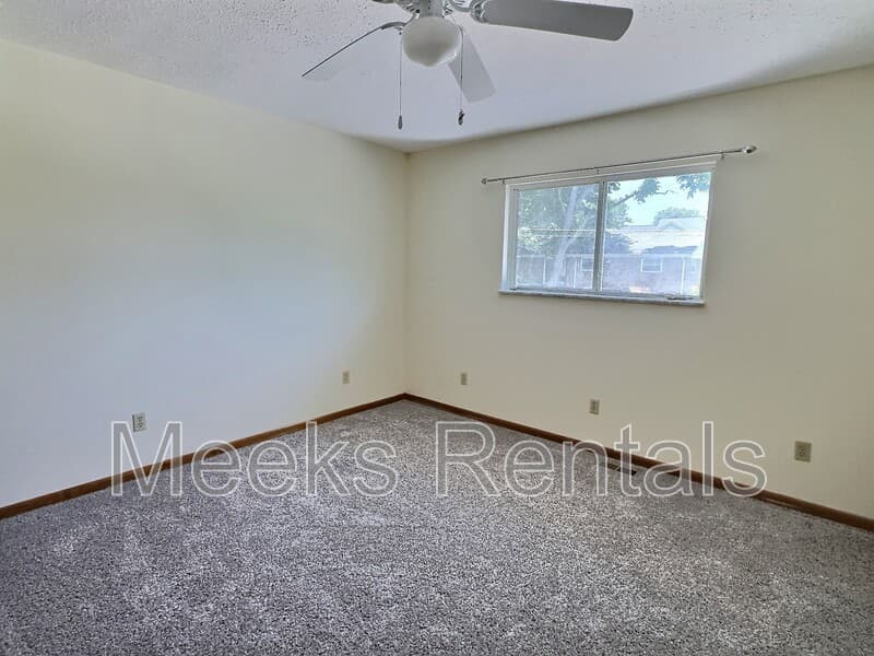 Scott Depot Condo: 40 Maple Lane
