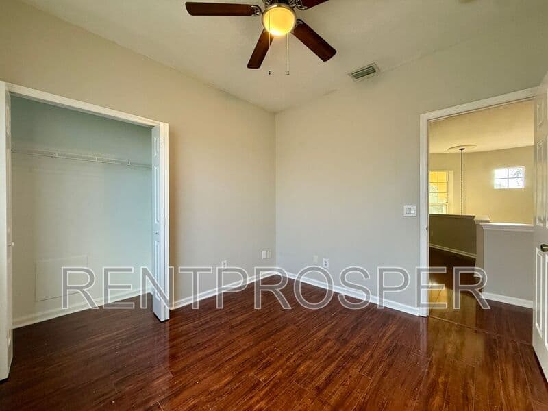 Melbourne House: 4275 Canby Drive