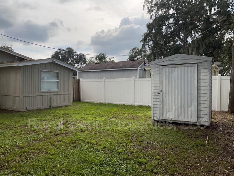 Lakeland House: 1644 Tangerine Street