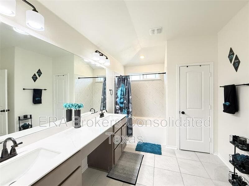 Round Rock House: 4644 Padula Drive