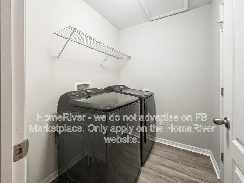 Land O Lakes House: 10328 Hawks Landing Dr