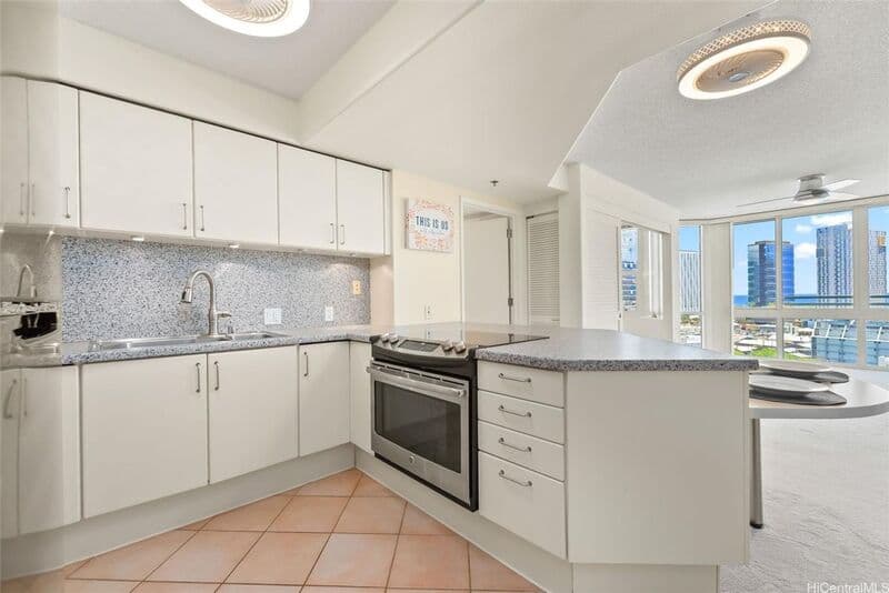 Honolulu Condo: 801 S. King Street