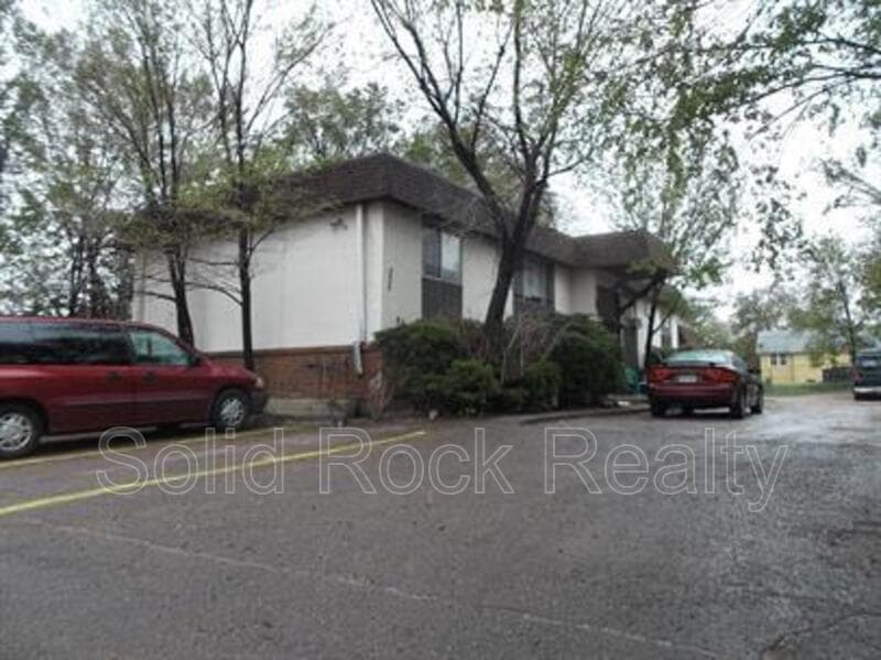 Colorado Springs Condo: 333 Bonnie Court