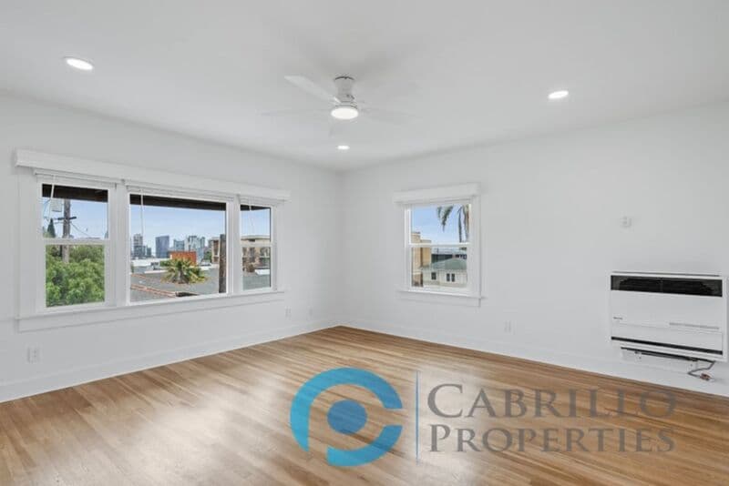 San Diego Condo: 128 Kalmia Street