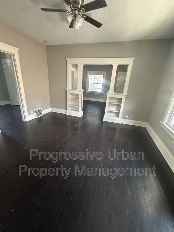Cleveland Condo: 4609 Behrwald Avenue - Upstairs