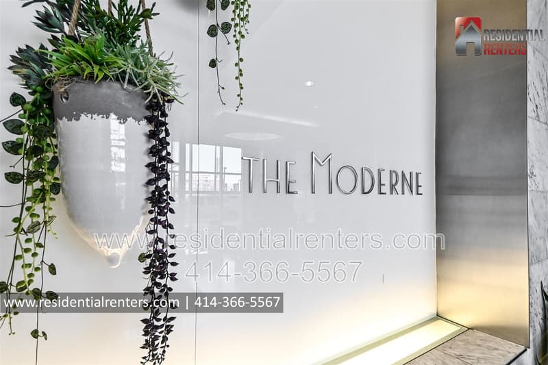 Milwaukee Condo: 1141 N Martin L Jr Dr