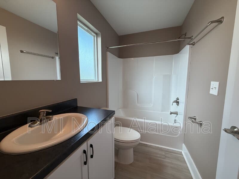 Brownsboro Condo: 401 Morring Rd