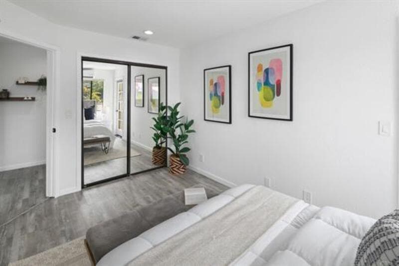 San Diego Townhome: 3711 Columbia Street
