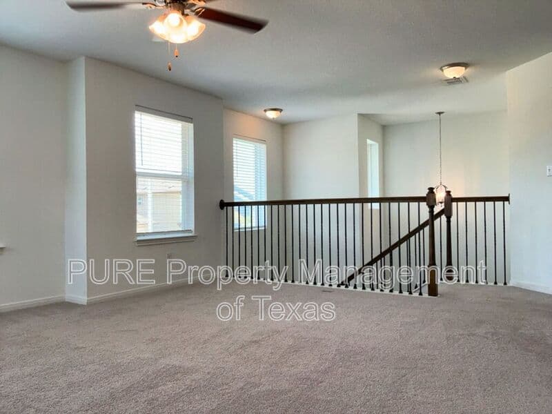 Round Rock House: 3201 College Park Dr