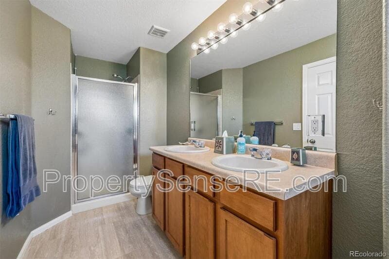 Aurora Townhome: 642 S Norfolk Way