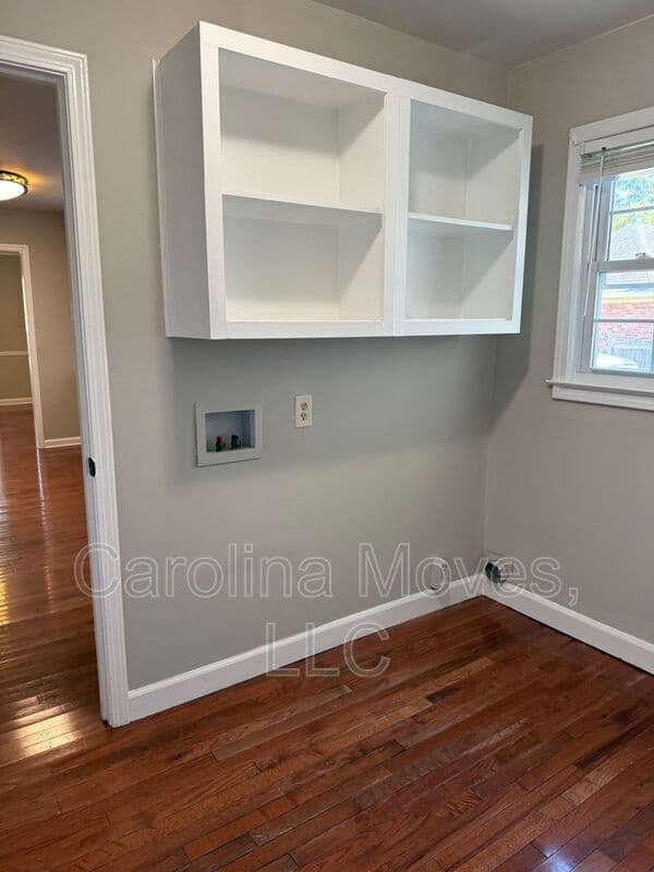 Greenville House: 4597 Coach Hill Drive