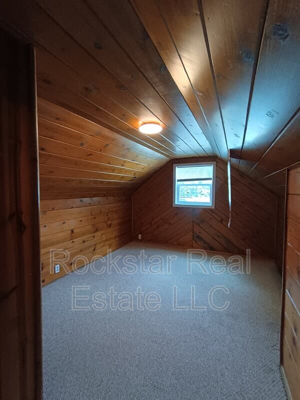 Spokane House: 6128 North Oak Street