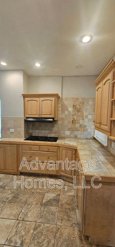 Kansas City House: 3808 Roanoke