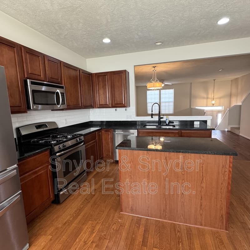 Copley House: 393 Caleb Drive
