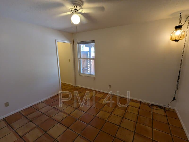 Corrales Condo: 117 Carey Rd