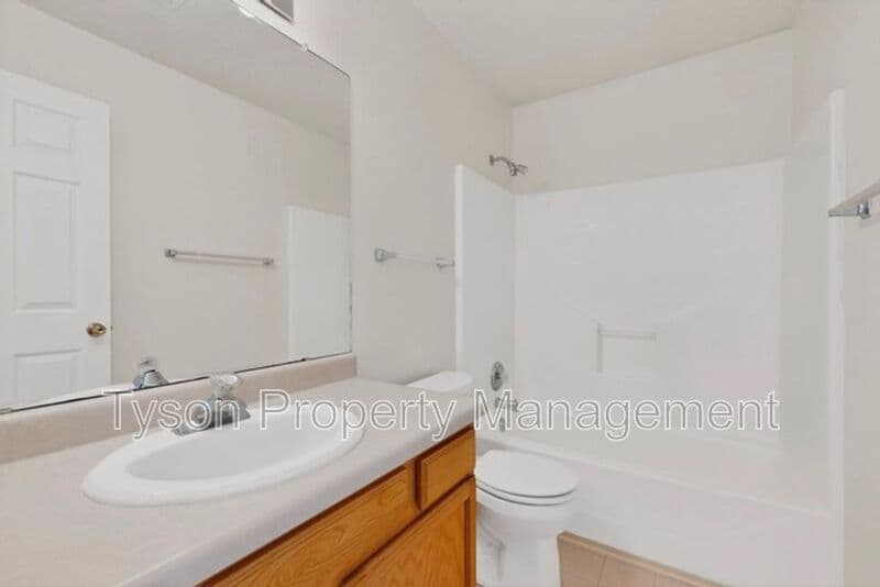 Rio Rancho House: 908 Bursum Ln