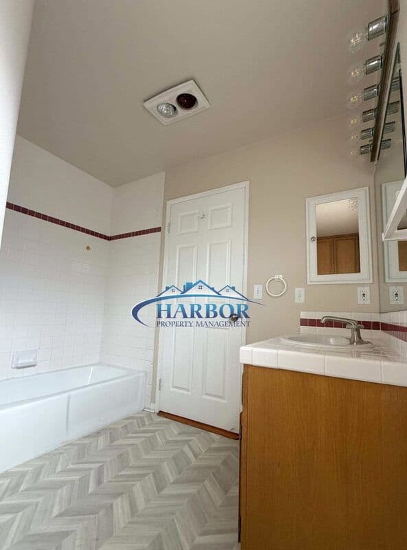 San Pedro House: 1258 W. 25th Street