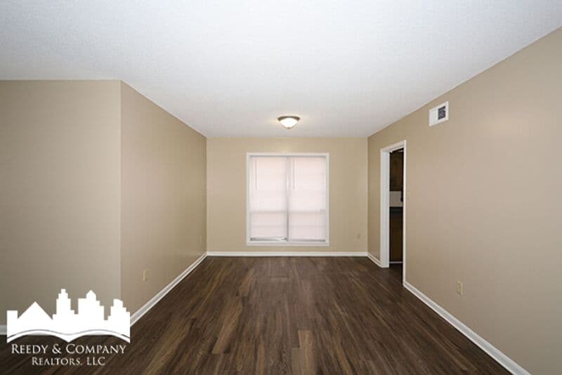Bartlett House: 3234 Lichen Dr