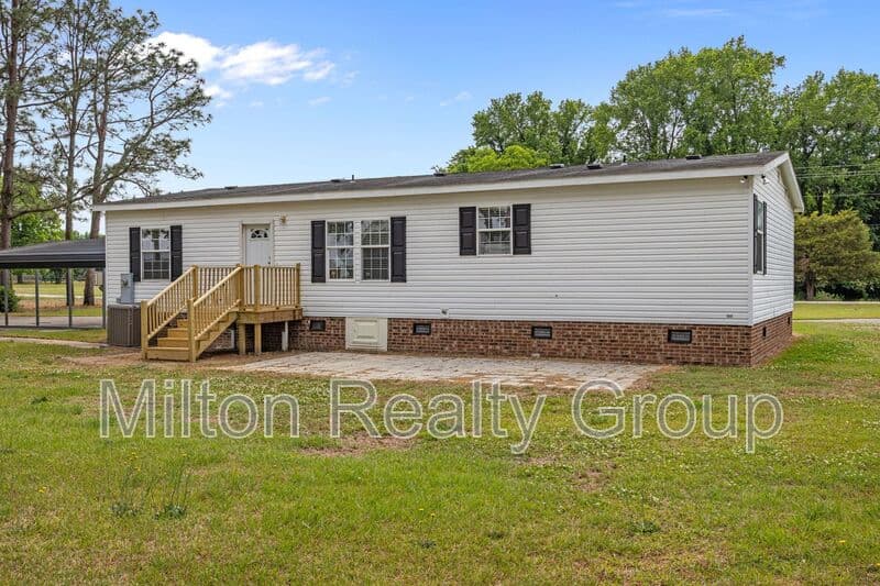 Godwin House: 8540 Godwin Falcon Rd.